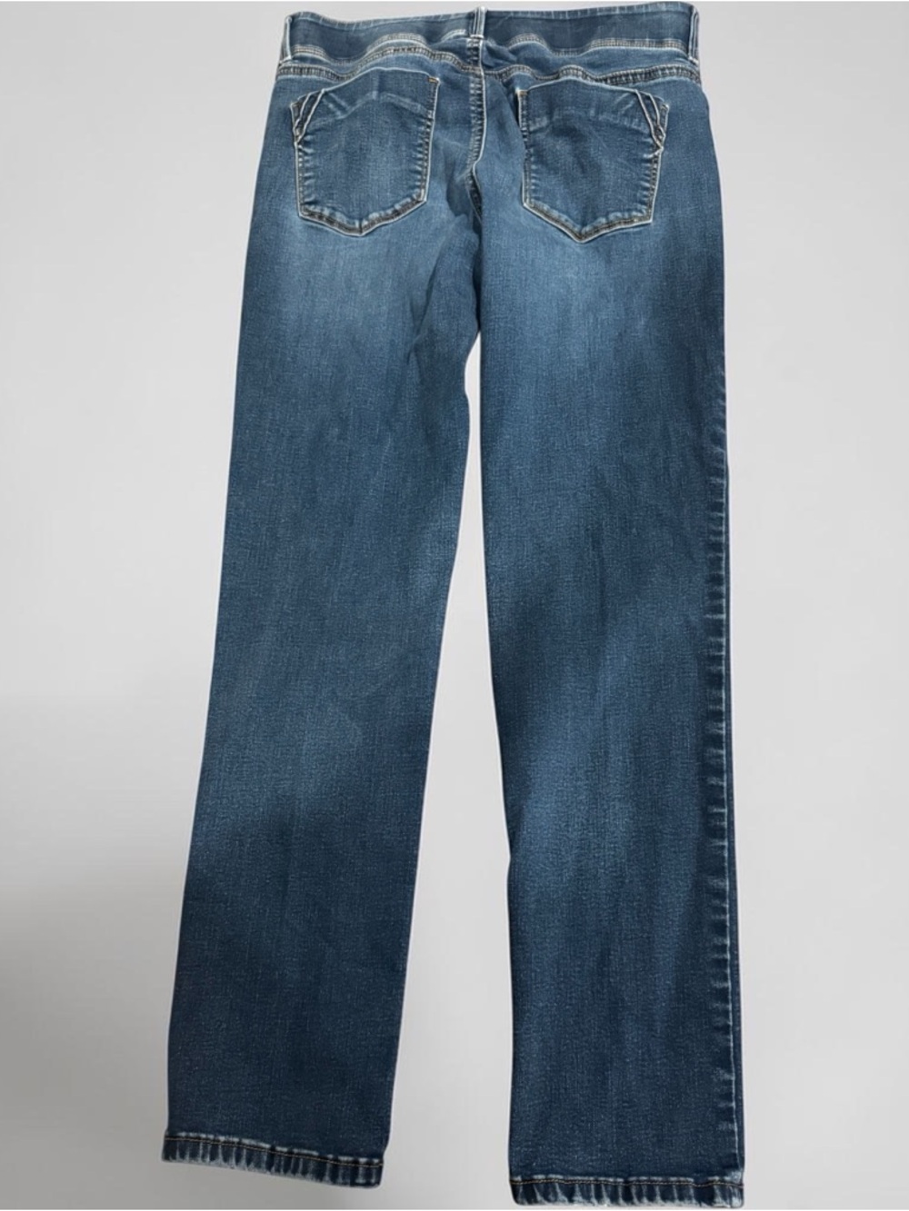 Apt. 9 Women’s Straight Leg Washed Blue Jeans - Picture 2 of 3